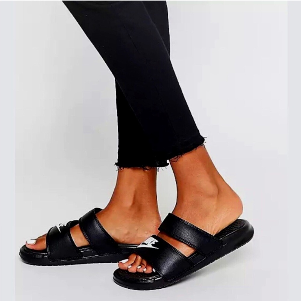 #199 NWT Was Nike Benassi Duo Ultra Slide; Color: Black/White; Size 6; MSRP $40